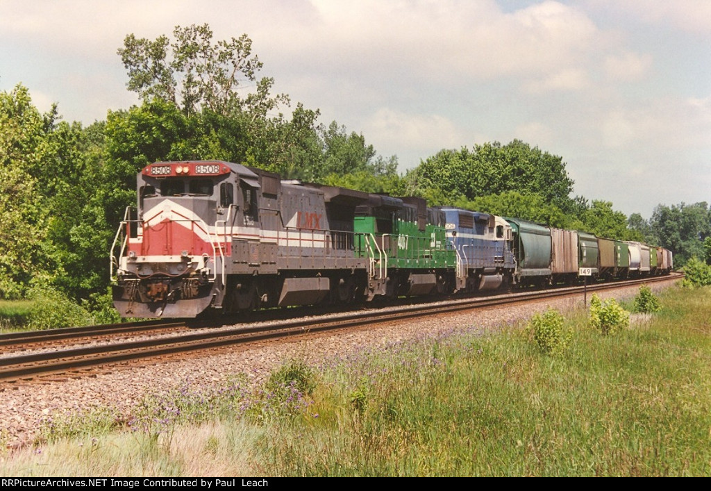 Grain train cruises east